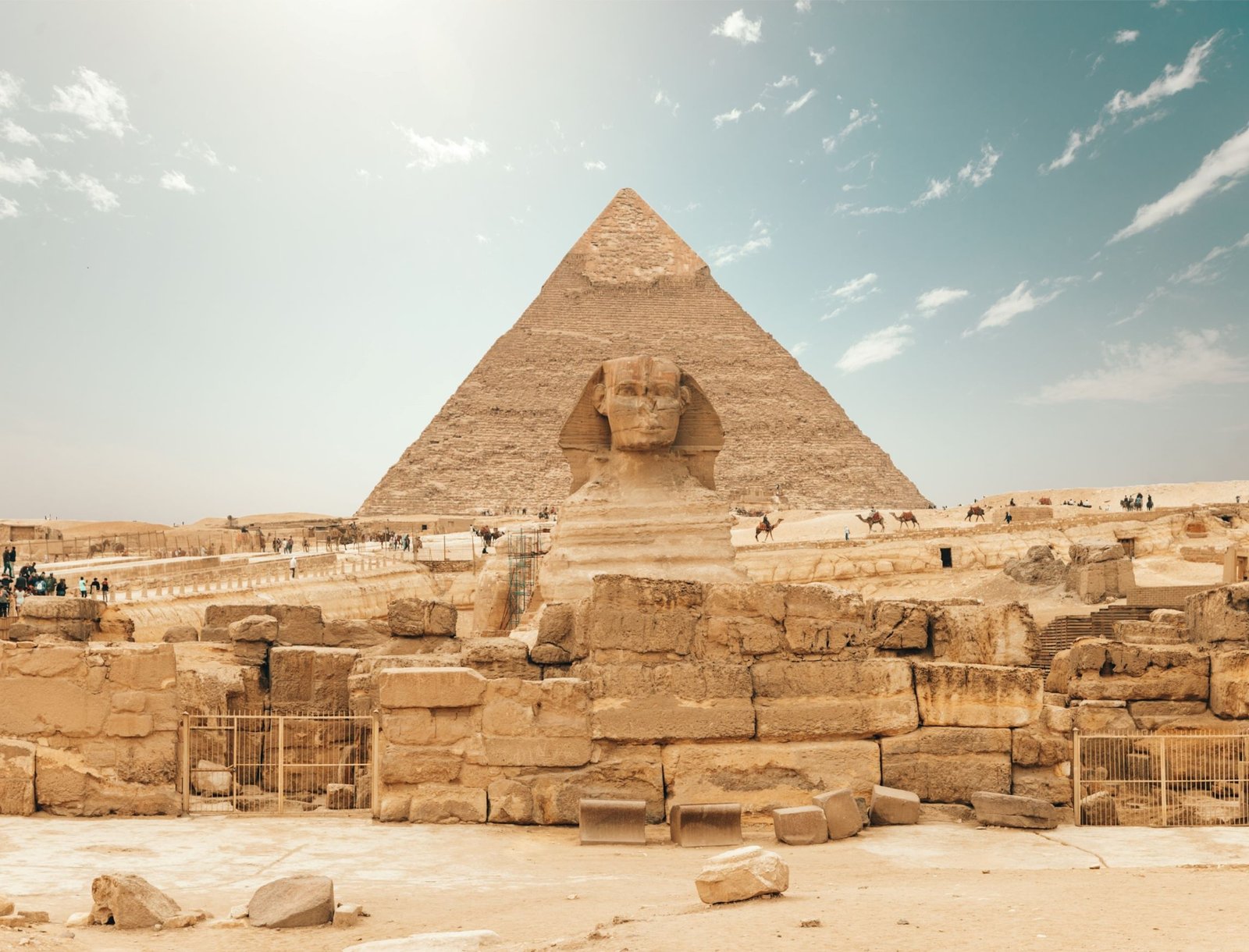 ferie i egypt se pyramider og sphinxen by spencer-davis-I4VkLBwsa9s-unsplash