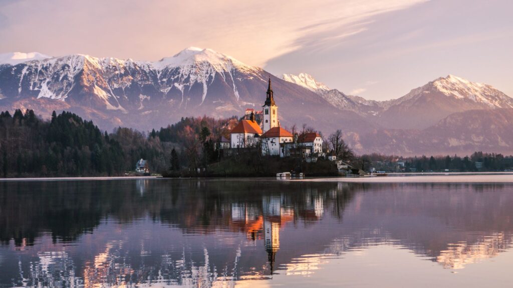 sykkeltur 3 land i vakre Bled i slovenia