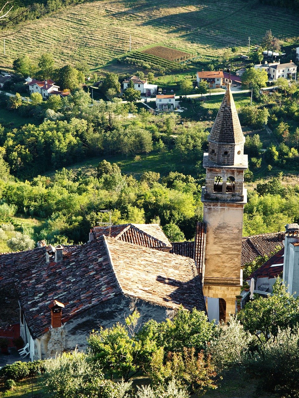 croatia, vacations, motovun-2768452.jpg