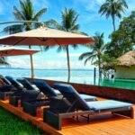 Solstoler ved bassenget koh chang thailand